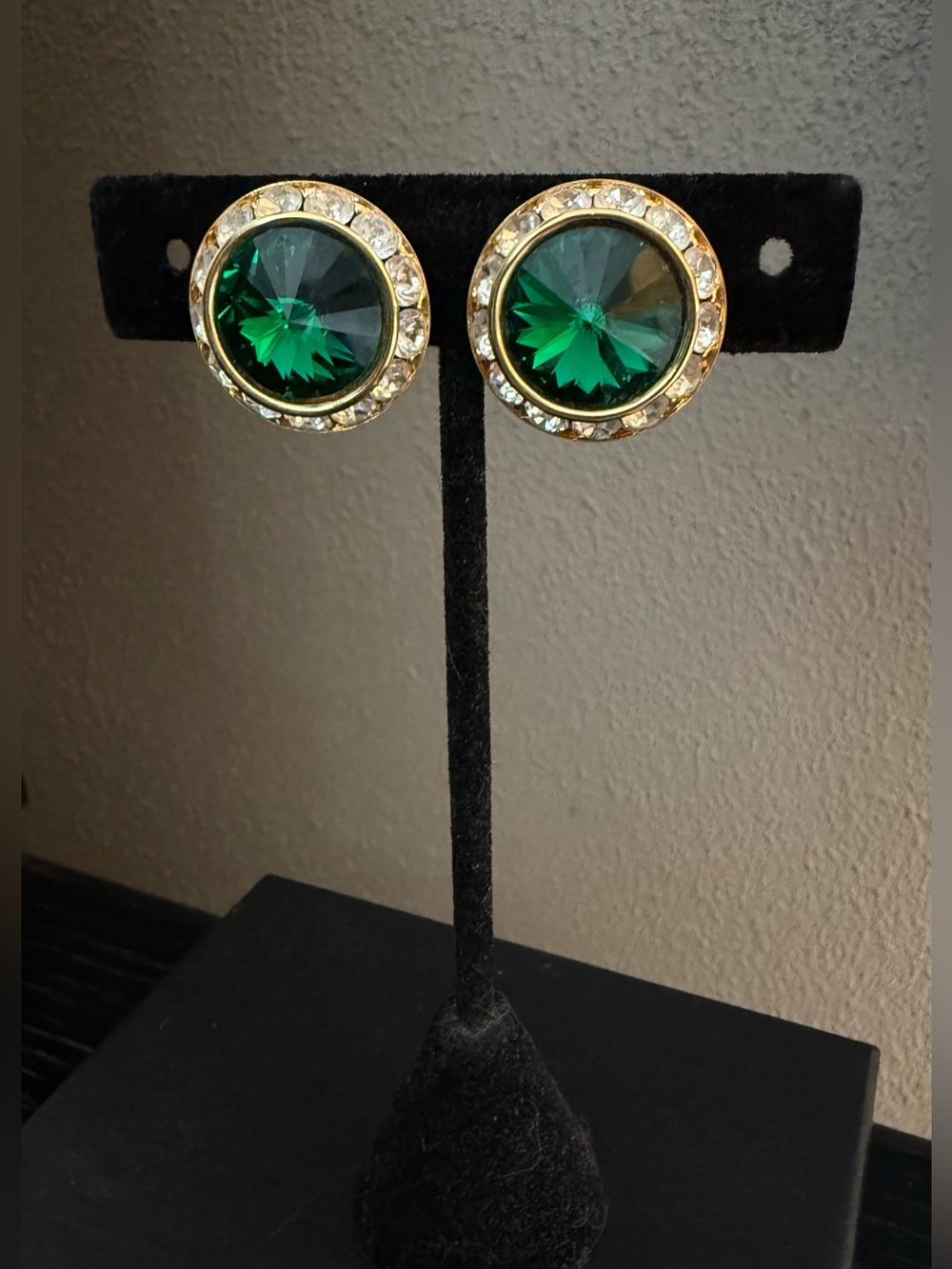 Vintage Emerald Green Crystal Halo Stud Earrings